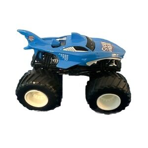 Hot Wheels Monster Jam Shark Wreak 1:64 Scale Monster Truck